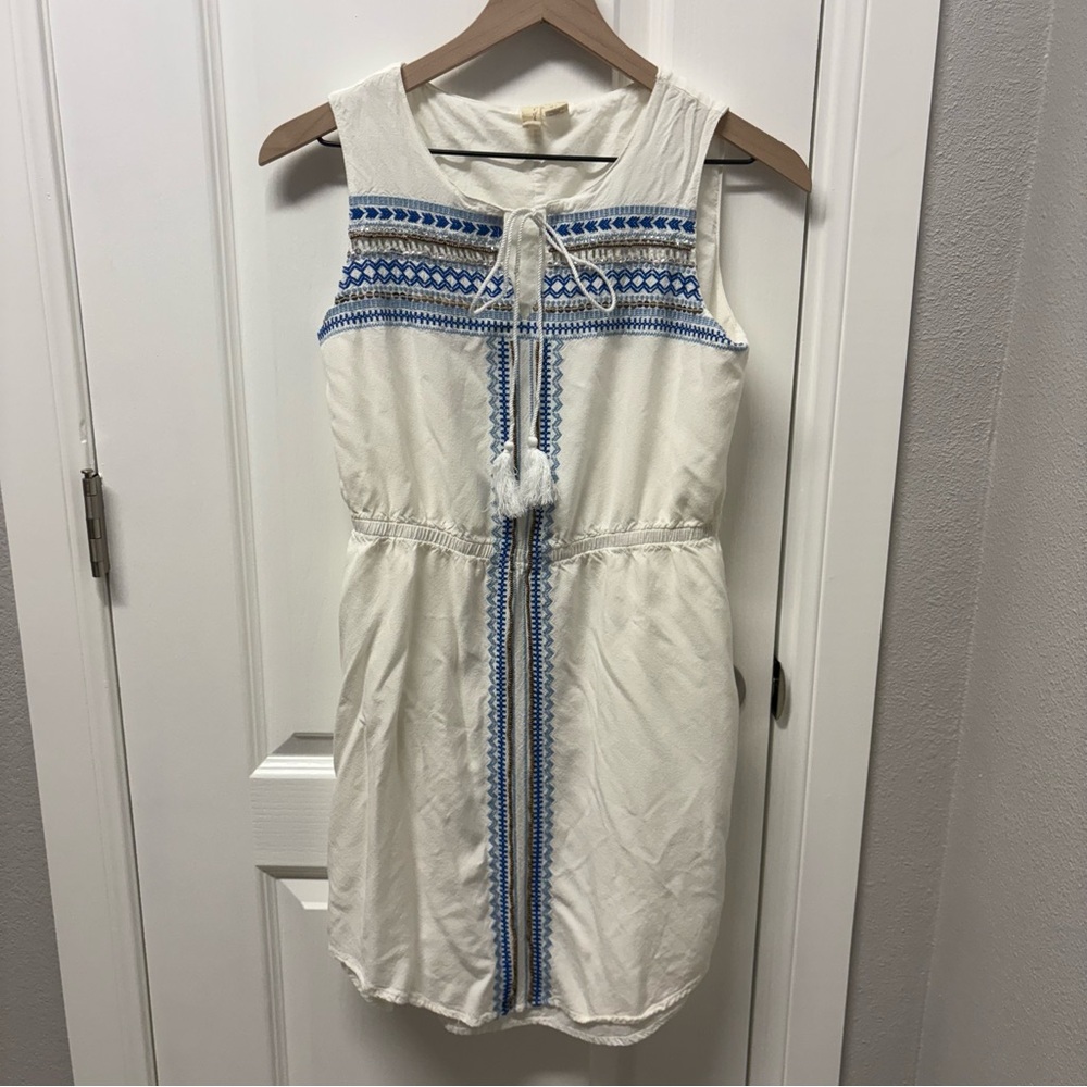 Anthropologie Kenji  Dress White Bead Embroidered Front Sleeveless Lined size 6